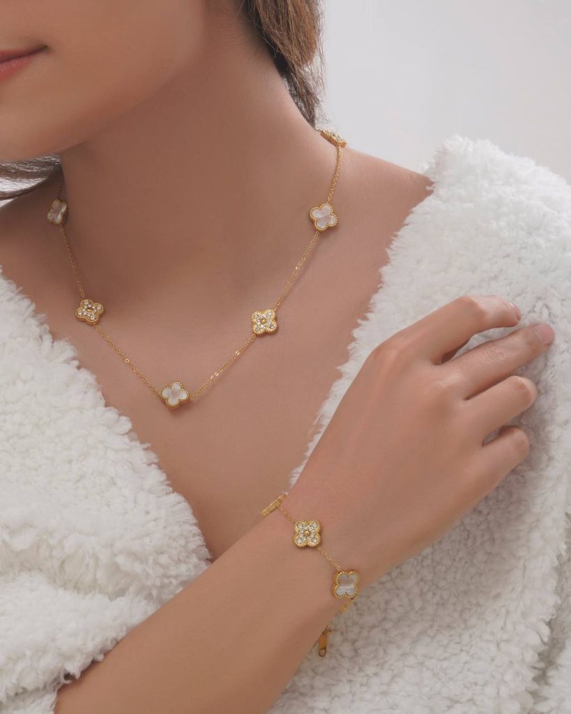 گردنبند استیل ونکلیف ست ونکلیف دستبند ونکلیف صدفی