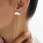 گوشواره میخی آویز ژوپینگ مدل رشته طلایی