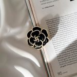 گلسینه طرح گل مشکی و مروارید