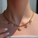 گردنبند استیل اویزدار ستاره و ماه و خورشید رنگ طلایی